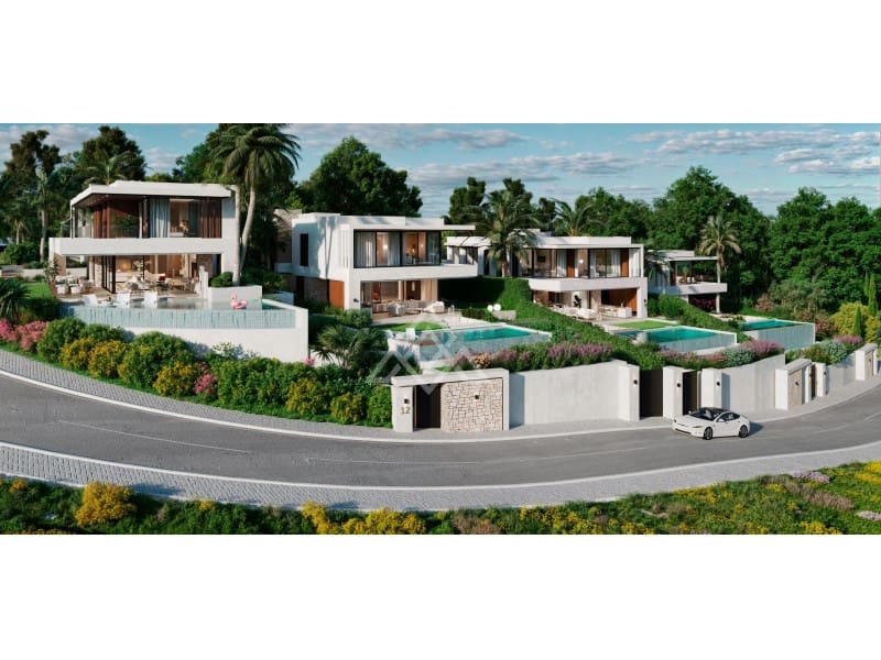 4 bedroom Villa for sale in Benalmadena with garage - € 2,950,000 (Ref: 9419470)