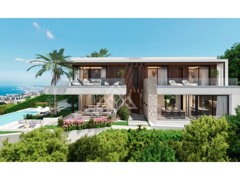 4 bedroom Villa for sale in Benalmadena with garage - € 2,950,000 (Ref: 9419470)