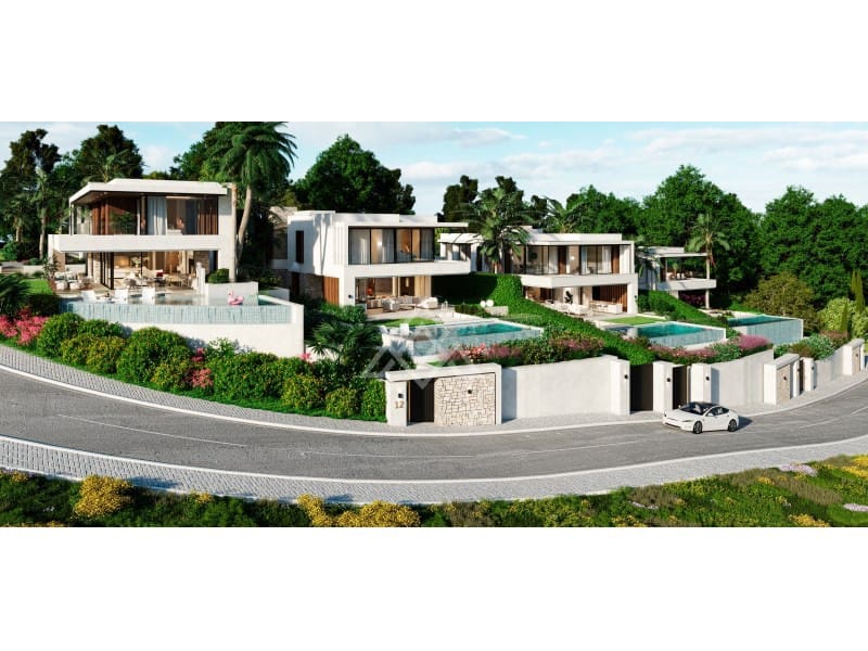 4 bedroom Villa for sale in Benalmadena with garage - € 2,950,000 (Ref: 9419470)