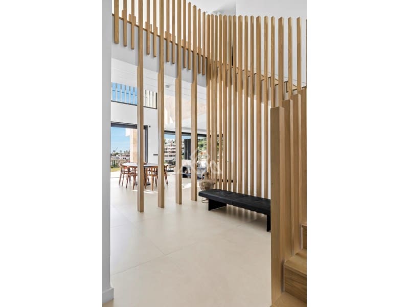 4 bedroom Villa for sale in Benahavis with garage - € 3,485,000 (Ref: 9424499)