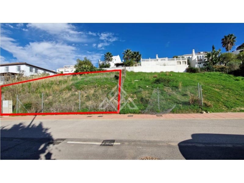 Chalet de 4 habitaciones en Estepona en venta con garaje - 1.150.000 € (Ref: 9424500)