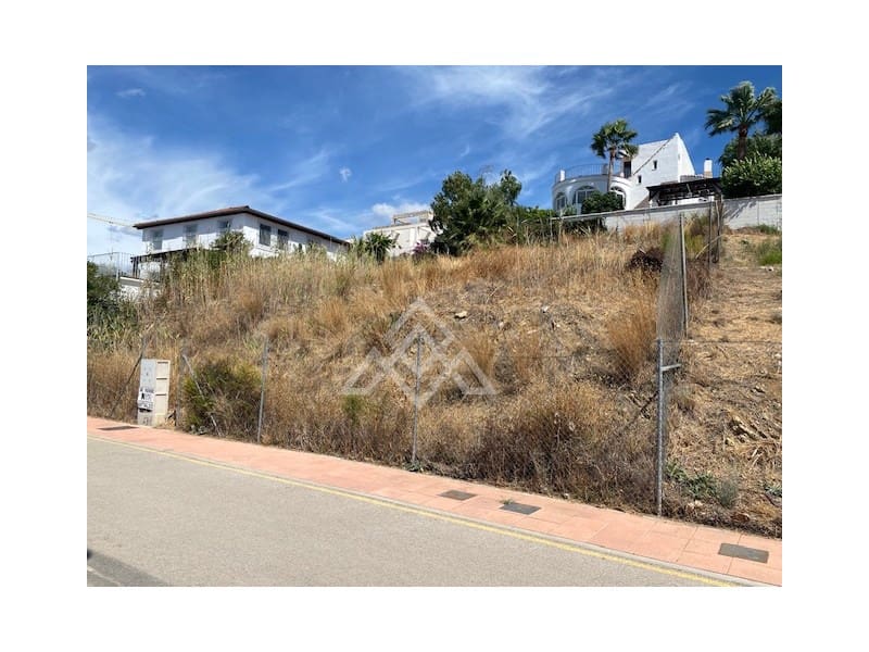 Chalet de 4 habitaciones en Estepona en venta con garaje - 1.150.000 € (Ref: 9424500)