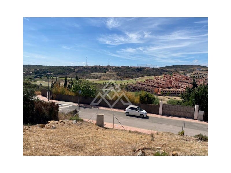 Chalet de 4 habitaciones en Estepona en venta con garaje - 1.150.000 € (Ref: 9424500)