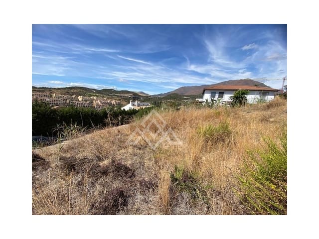 Chalet de 4 habitaciones en Estepona en venta con garaje - 1.150.000 € (Ref: 9424500)