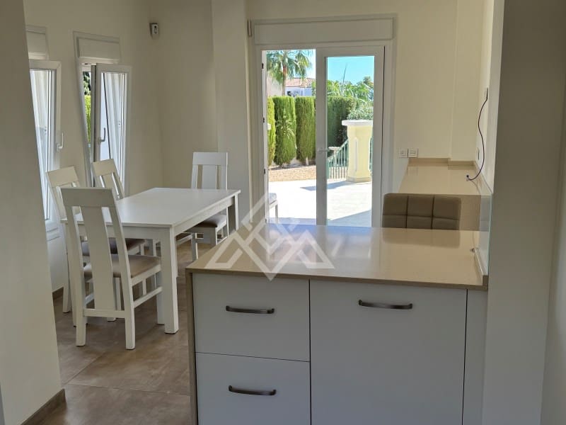 5 camera da letto Villa in vendita in Estepona con garage - 1.495.000 € (Rif: 9431719)