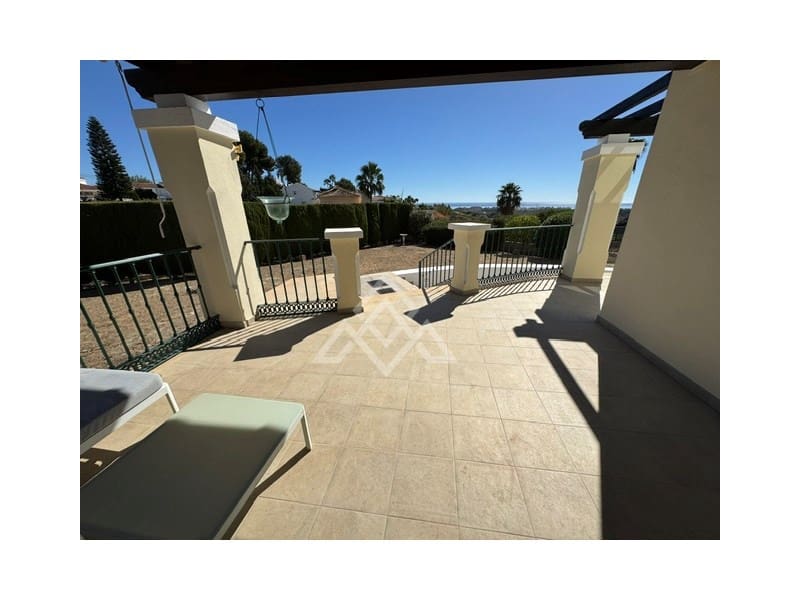 5 camera da letto Villa in vendita in Estepona con garage - 1.495.000 € (Rif: 9431719)