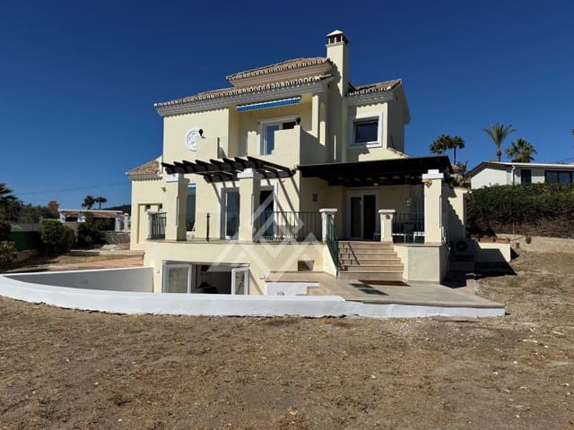 5 camera da letto Villa in vendita in Estepona con garage - 1.495.000 € (Rif: 9431719)