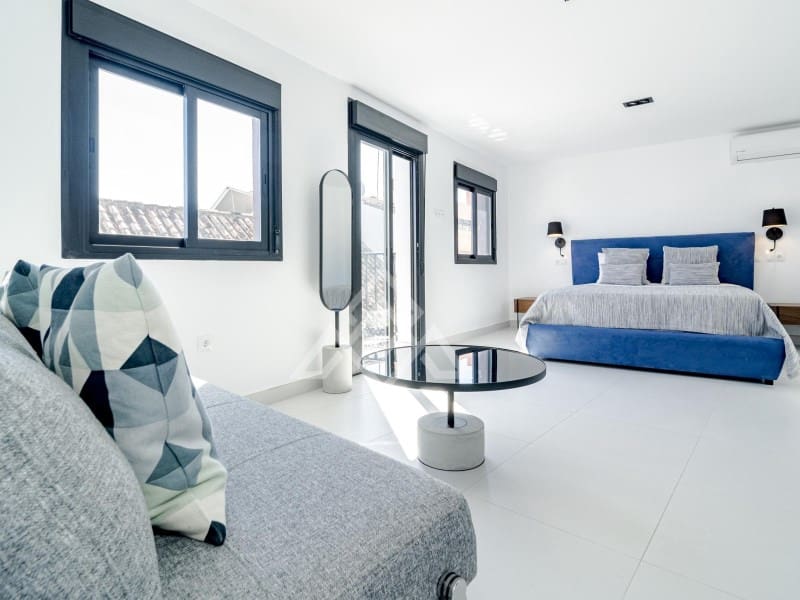 4 soverom Hus til salgs i Estepona - € 1 500 000 (Ref: 9450469)