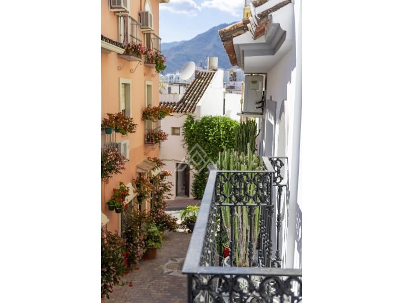 4 soverom Hus til salgs i Estepona - € 1 500 000 (Ref: 9450469)