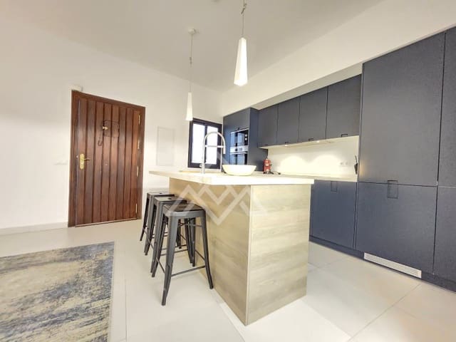 4 sypialnia Dom na sprzedaż w Centro, Estepona - 1 500 000 € (Ref: 9450469)