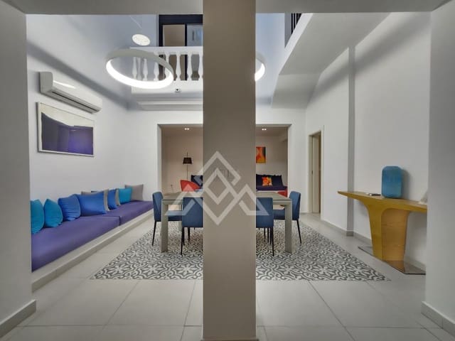 4 sypialnia Dom na sprzedaż w Centro, Estepona - 1 500 000 € (Ref: 9450469)