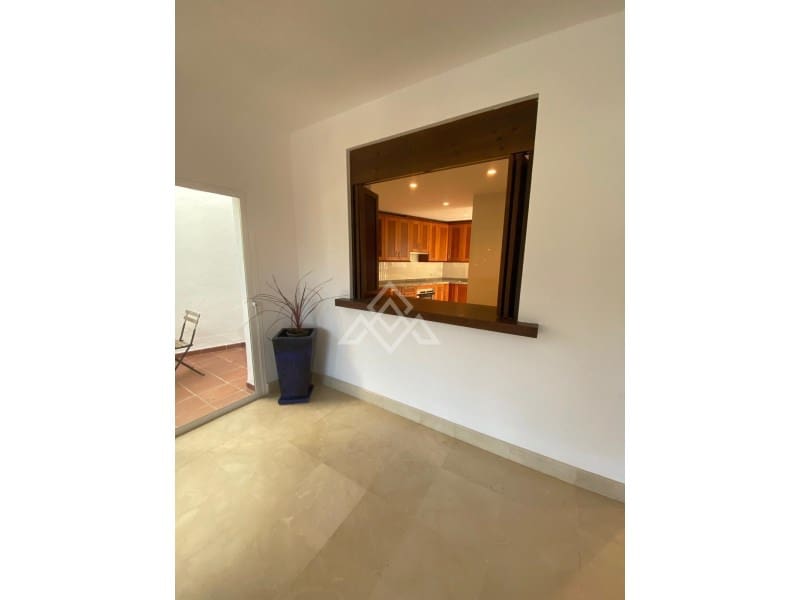 3 chambre Maison de Ville à vendre à Istan avec garage - 560 000 € (Ref: 9465694)