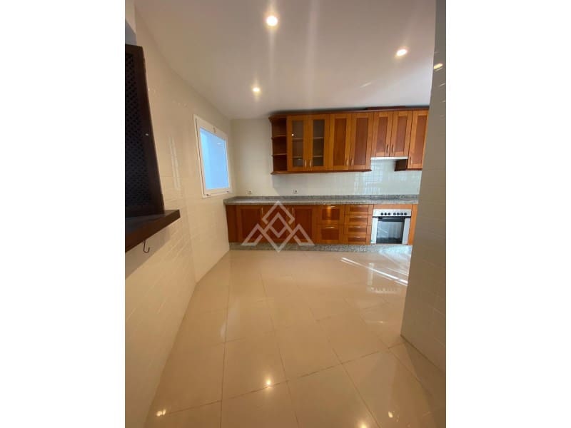 3 chambre Maison de Ville à vendre à Istan avec garage - 560 000 € (Ref: 9465694)