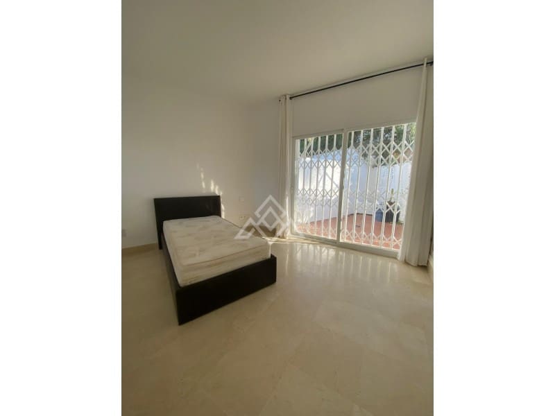 3 chambre Maison de Ville à vendre à Istan avec garage - 560 000 € (Ref: 9465694)