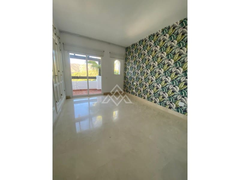 3 chambre Maison de Ville à vendre à Istan avec garage - 560 000 € (Ref: 9465694)