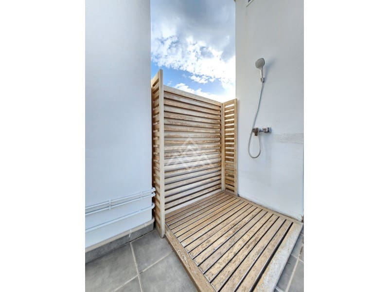 4 bedroom Penthouse for sale in San Pedro de Alcantara with garage - € 949,000 (Ref: 9491640)