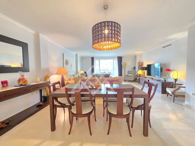 3 camera da letto Appartamento in vendita in Puerto de Sotogrande - La Marina, San Roque con piscina - 680.000 € (Rif: 9497573)