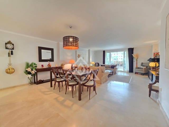 3 camera da letto Appartamento in vendita in Puerto de Sotogrande - La Marina, San Roque con piscina - 680.000 € (Rif: 9497573)