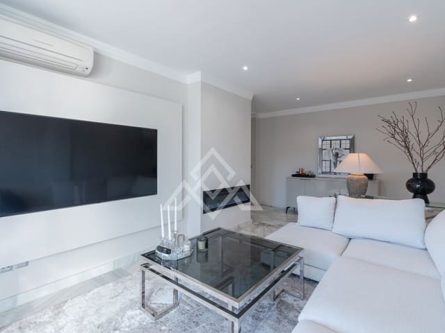 Apartamento de 1 habitación en Los Flamingos, Benahavís en venta con garaje - 269.000 € (Ref: 9534086)