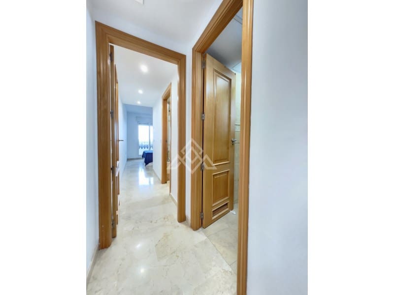 2 bedroom Apartment for rent in Manilva with garage - € 1,200 (Ref: 9586361)