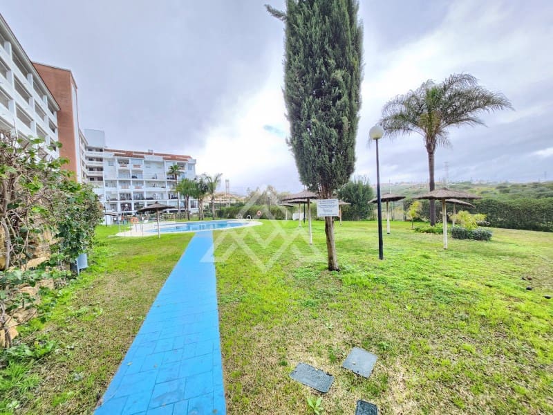 2 bedroom Apartment for rent in Manilva with garage - € 1,200 (Ref: 9586361)