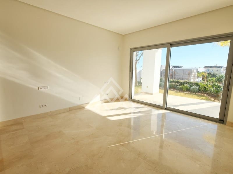 Chalet de 4 habitaciones en Benahavís en venta - 2.200.000 € (Ref: 9604912)