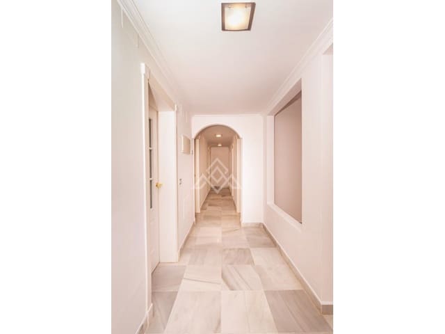 4 makuuhuone Huoneisto myytävänä paikassa Benamara - Atalaya, Estepona mukana 
autotalli - 850 000 € (Ref: 9616227)