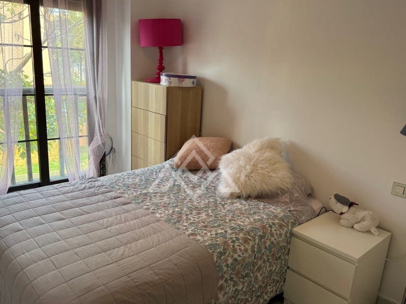 4 makuuhuone Huoneisto myytävänä paikassa New Golden Mile mukana 
autotalli - 850 000 € (Ref: 9616227)