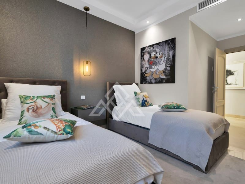 5 quarto Moradia para venda em Los Flamingos com garagem - 5 350 000 € (Ref: 9619504)