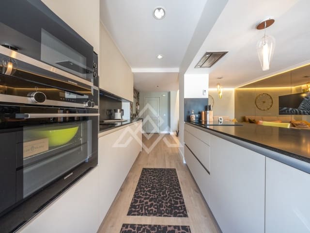 2 makuuhuone Huoneisto myytävänä paikassa Nueva Andalucia, Marbella mukana 
autotalli - 630 000 € (Ref: 9651852)