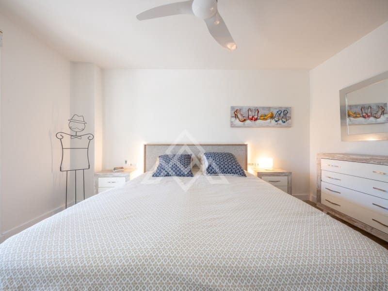 2 makuuhuone Huoneisto myytävänä paikassa Nueva Andalucia mukana 
autotalli - 630 000 € (Ref: 9651852)