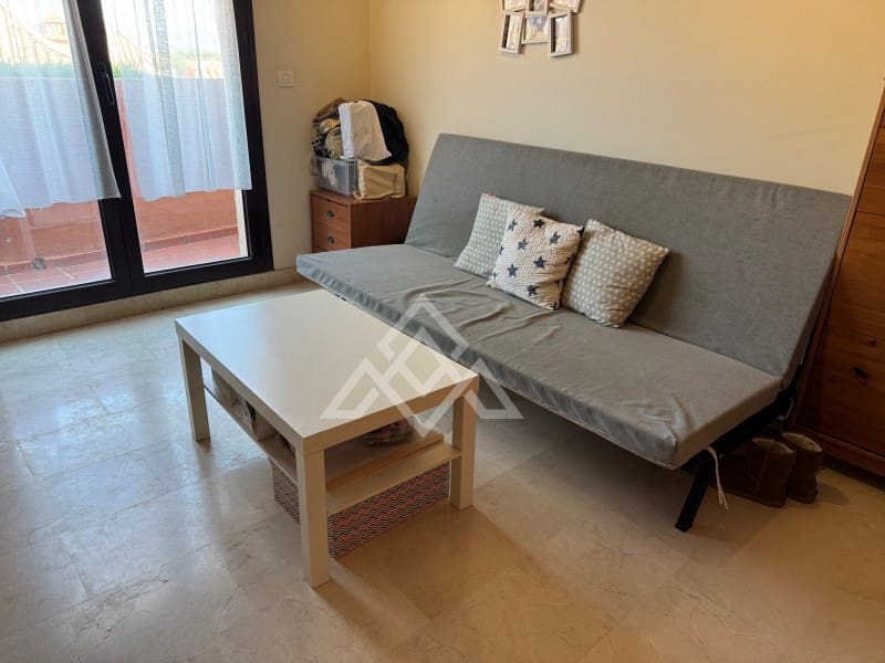 4 quarto Casa em Banda para venda em Estepona com garagem - 665 000 € (Ref: 9651853)