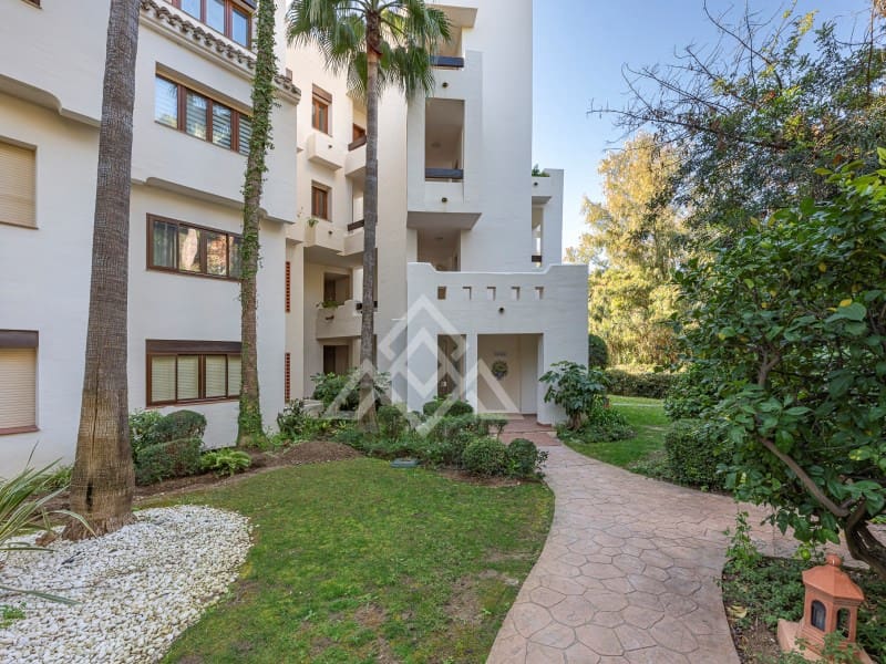 3 chambre Appartement à vendre à New Golden Mile avec garage - 1 995 000 € (Ref: 9651854)