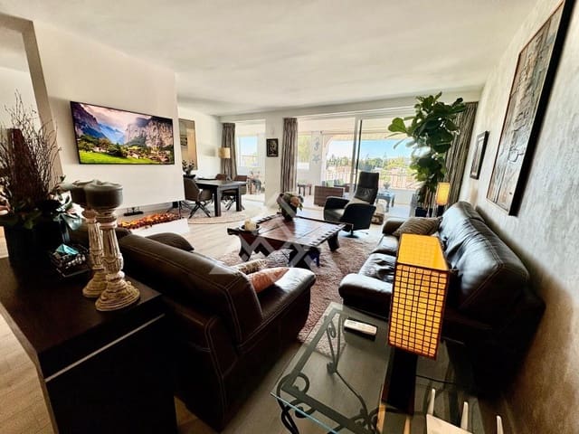 2 makuuhuone Huoneisto myytävänä paikassa La Quinta, Benahavís - 625 000 € (Ref: 9655991)