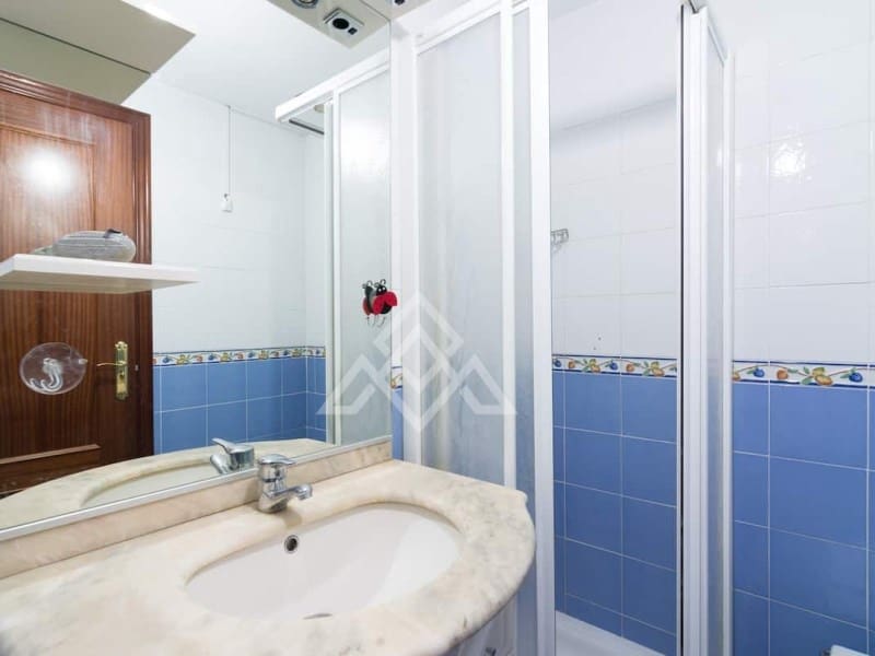 2 bedroom Penthouse for sale in Torremolinos with garage - € 550,000 (Ref: 9686326)