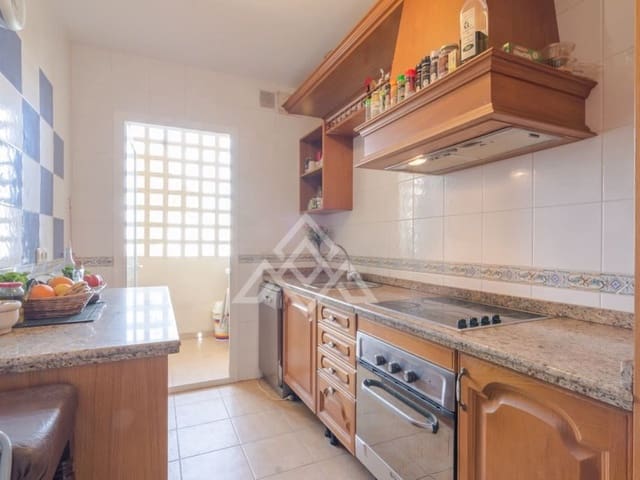 2 quarto Penthouse para venda em Torremolinos com garagem - 550 000 € (Ref: 9686326)