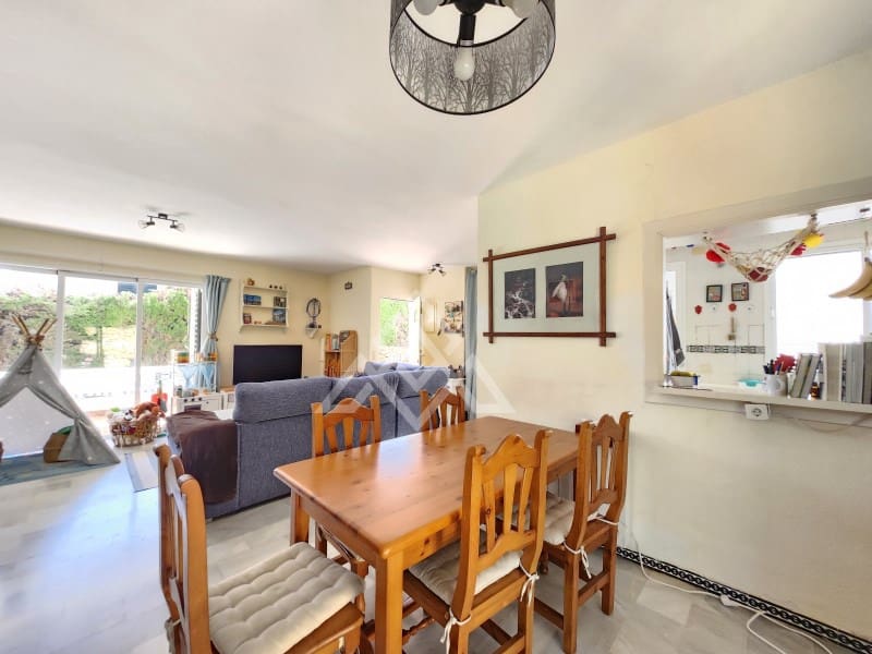 Casa de 3 habitaciones en Atalaya-Isdabe en venta con garaje - 325.000 € (Ref: 9690532)