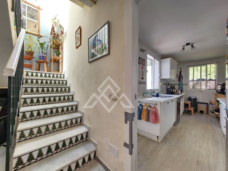 Casa de 3 habitaciones en Atalaya-Isdabe en venta con garaje - 325.000 € (Ref: 9690532)