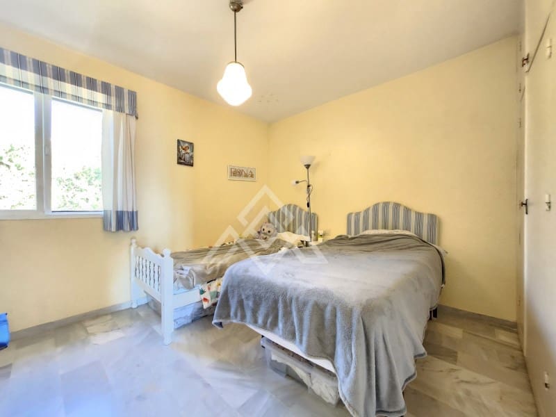 Casa de 3 habitaciones en Atalaya-Isdabe en venta con garaje - 325.000 € (Ref: 9690532)