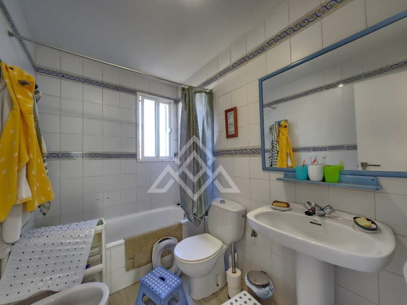 Casa de 3 habitaciones en Atalaya-Isdabe en venta con garaje - 325.000 € (Ref: 9690532)