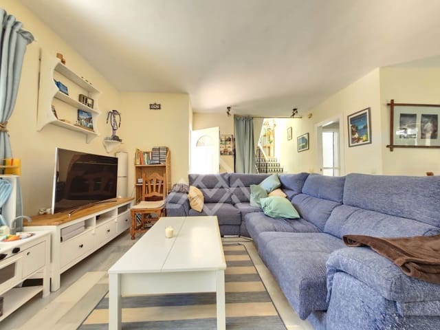 Casa de 3 habitaciones en Atalaya-Isdabe, Estepona en venta con garaje - 325.000 € (Ref: 9690532)