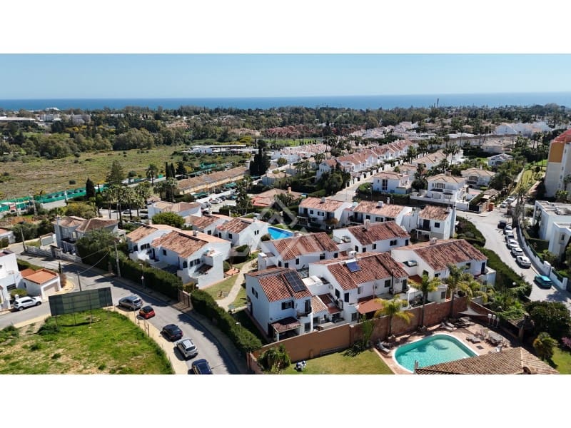 Casa de 3 habitaciones en Atalaya-Isdabe en venta con garaje - 325.000 € (Ref: 9690532)