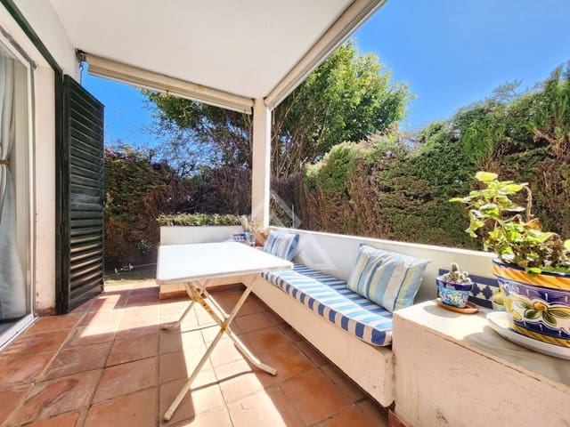 Casa de 3 habitaciones en Atalaya-Isdabe, Estepona en venta con garaje - 325.000 € (Ref: 9690532)