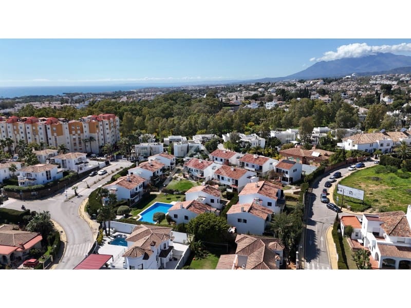 Casa de 3 habitaciones en Atalaya-Isdabe en venta con garaje - 325.000 € (Ref: 9690532)