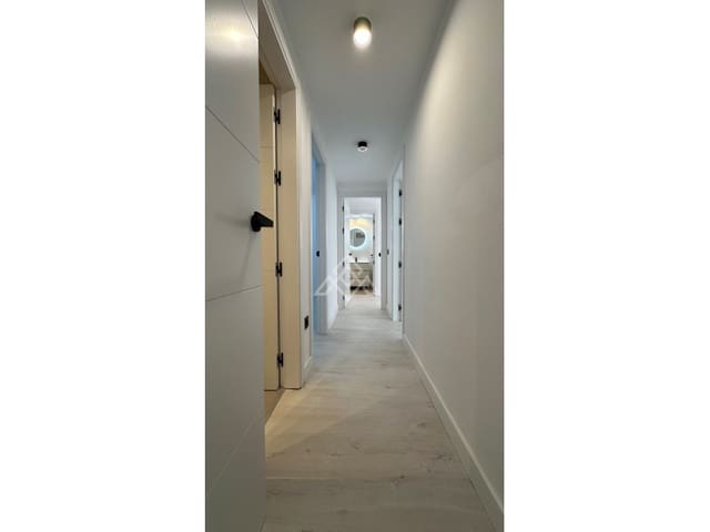 3 quarto Apartamento para venda em Marbella Centro, Marbella - 398 000 € (Ref: 9714860)