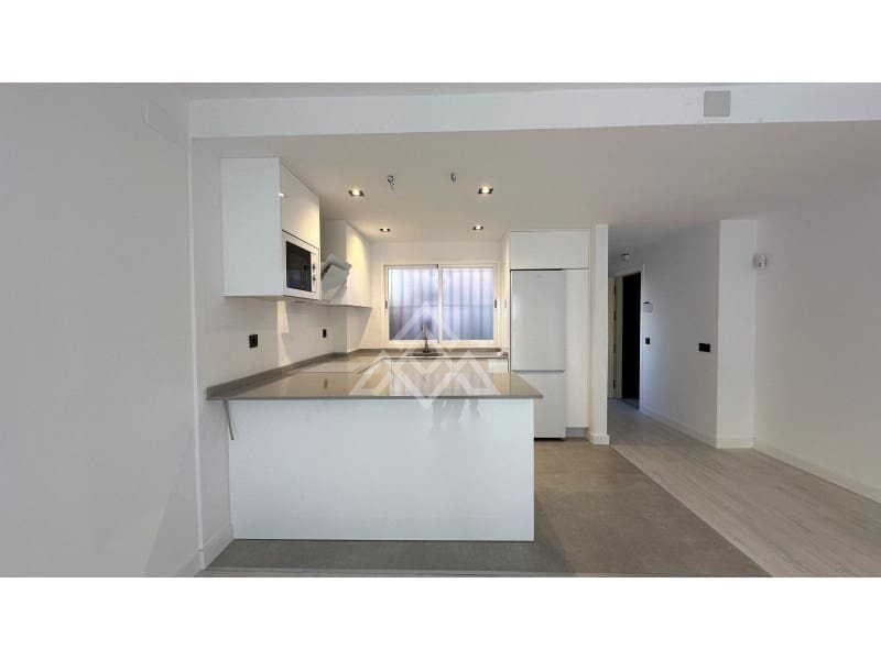 3 bedroom Apartment for sale in Marbella - € 398,000 (Ref: 9714860)