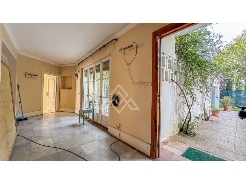 7 bedroom Villa for sale in New Golden Mile with garage - € 2,100,000 (Ref: 9719841)