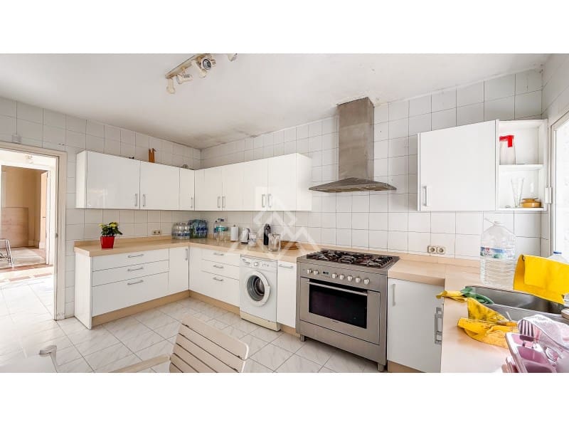 7 bedroom Villa for sale in New Golden Mile with garage - € 2,100,000 (Ref: 9719841)