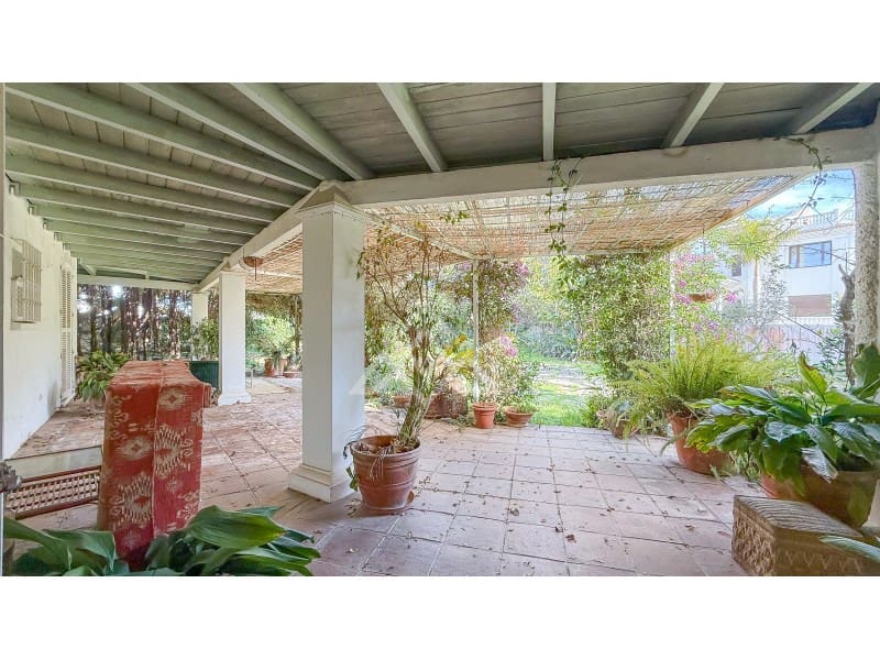 7 bedroom Villa for sale in New Golden Mile with garage - € 2,100,000 (Ref: 9719841)