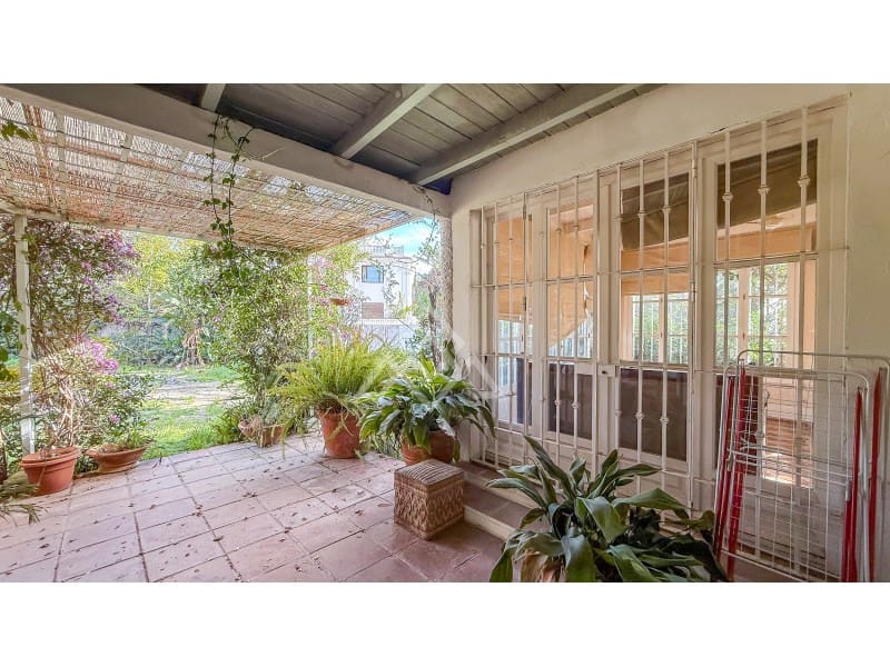 7 bedroom Villa for sale in New Golden Mile with garage - € 2,100,000 (Ref: 9719841)